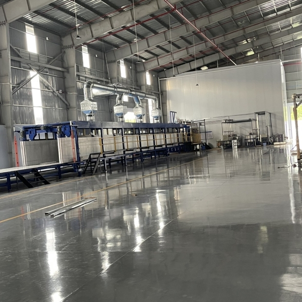 Máy đổ mút tự động